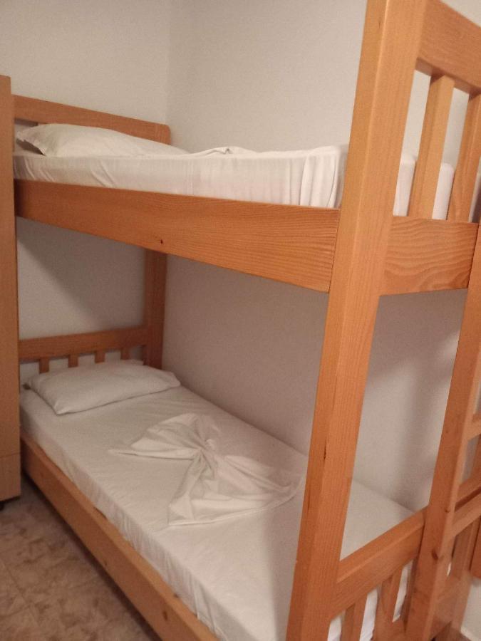 Irini'S Guesthouse Qeparo Eksteriør bilde